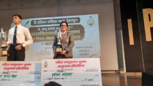 Krittika Sarkar and Gargi Arya representing Vantage Hall at the Indian Public School Hindi Extempore Competition - best girls boarding school in Dehradun