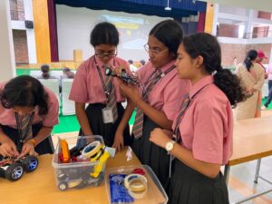 Vantage Hall Students Showcase Technical Precision at Yantrapragyan 2026 Robotics Competition